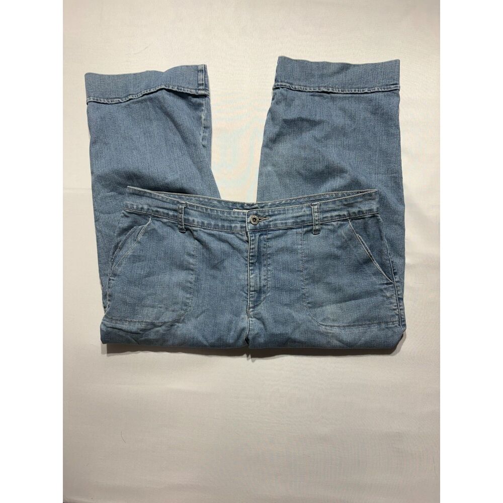 Chico's Light Wash Wide Leg Jeans with Front Patch Pockets